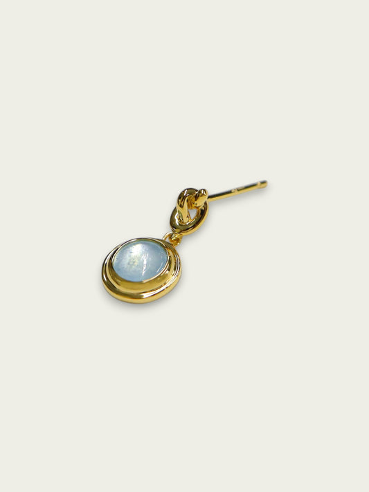 ミルキーアクアマリンノットピアス(片耳)