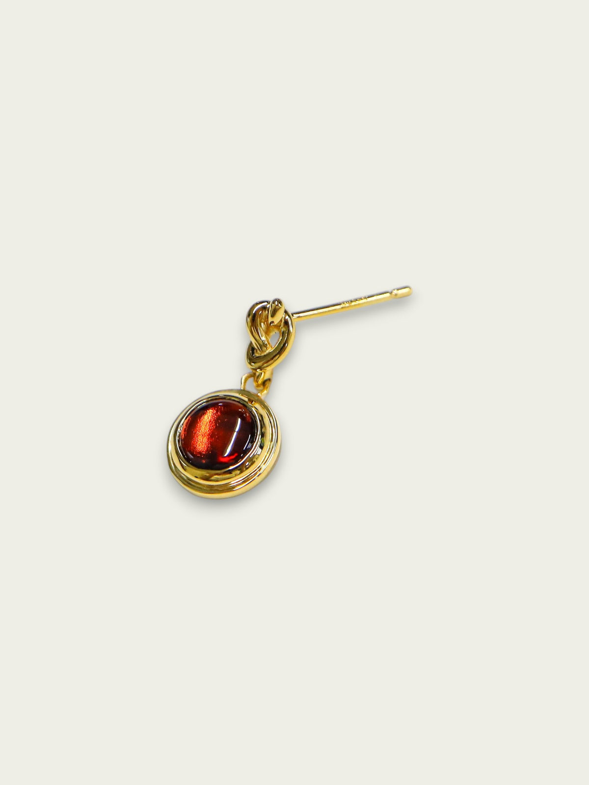 ガーネット ノットピアス（片耳）